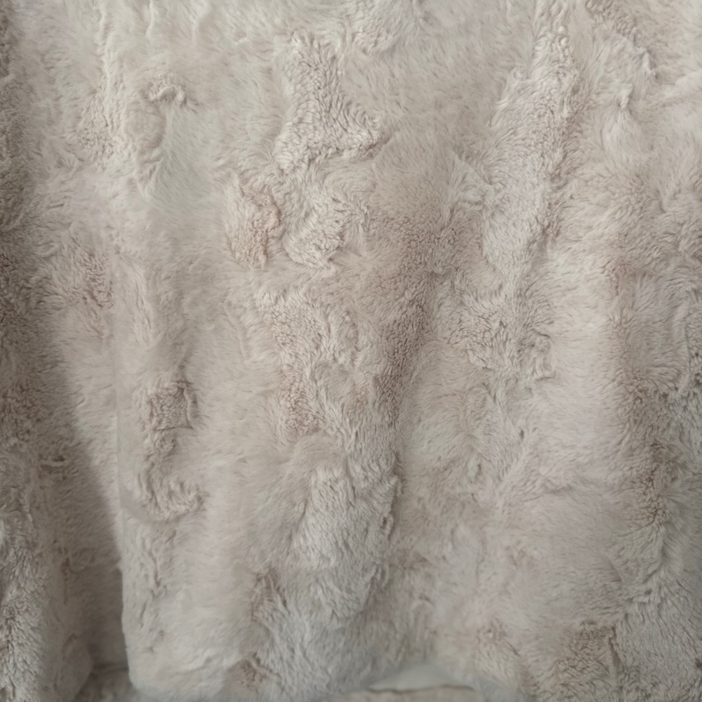Anthropologie Maeve Fabulous Faux Fur Muscle Tank Top Cream Cottagecore Large - Picture 7 of 7